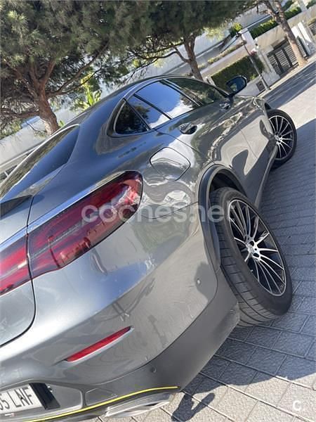 Usado Mercedes GLC220 194 CV (142 kW) 2018 Gris / plata Coupe
