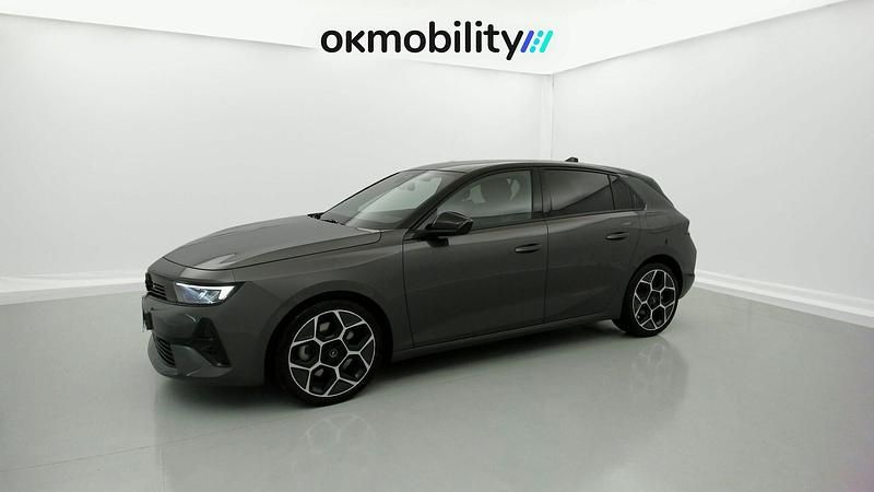 Usado Opel Astra S 180 CV (132 kW) 2023 Vulkan grey Utilitario