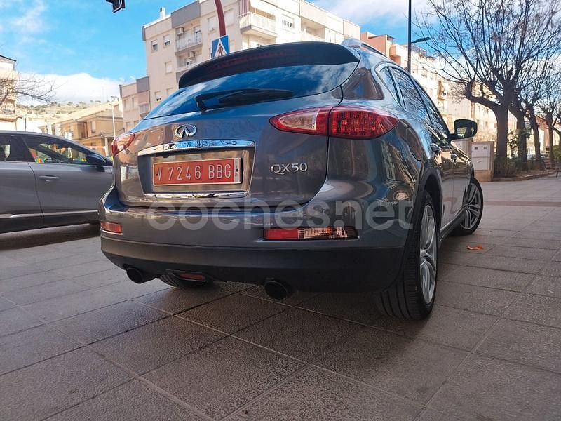 Usado Infiniti QX50 238 CV (175 kW) 2015 Gris / plata SUV