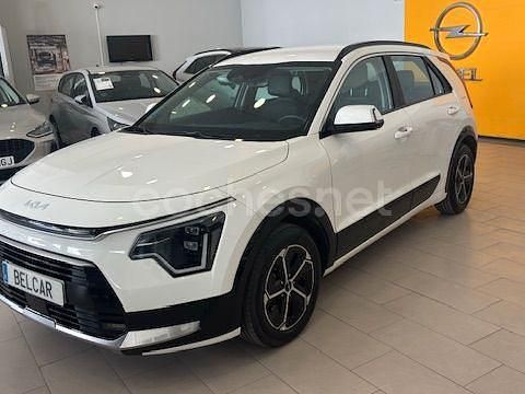 Blanco Usado 2024 Kia Niro SUV | 23.400 € (Un poco caro) - Imagen 1/4