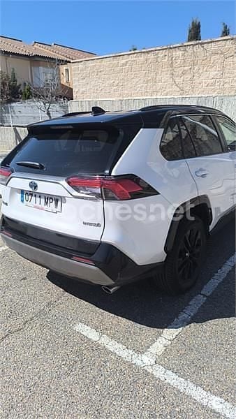 Usado Toyota RAV4 Hybrid Style 218 CV (160 kW) 2024 Blanco SUV