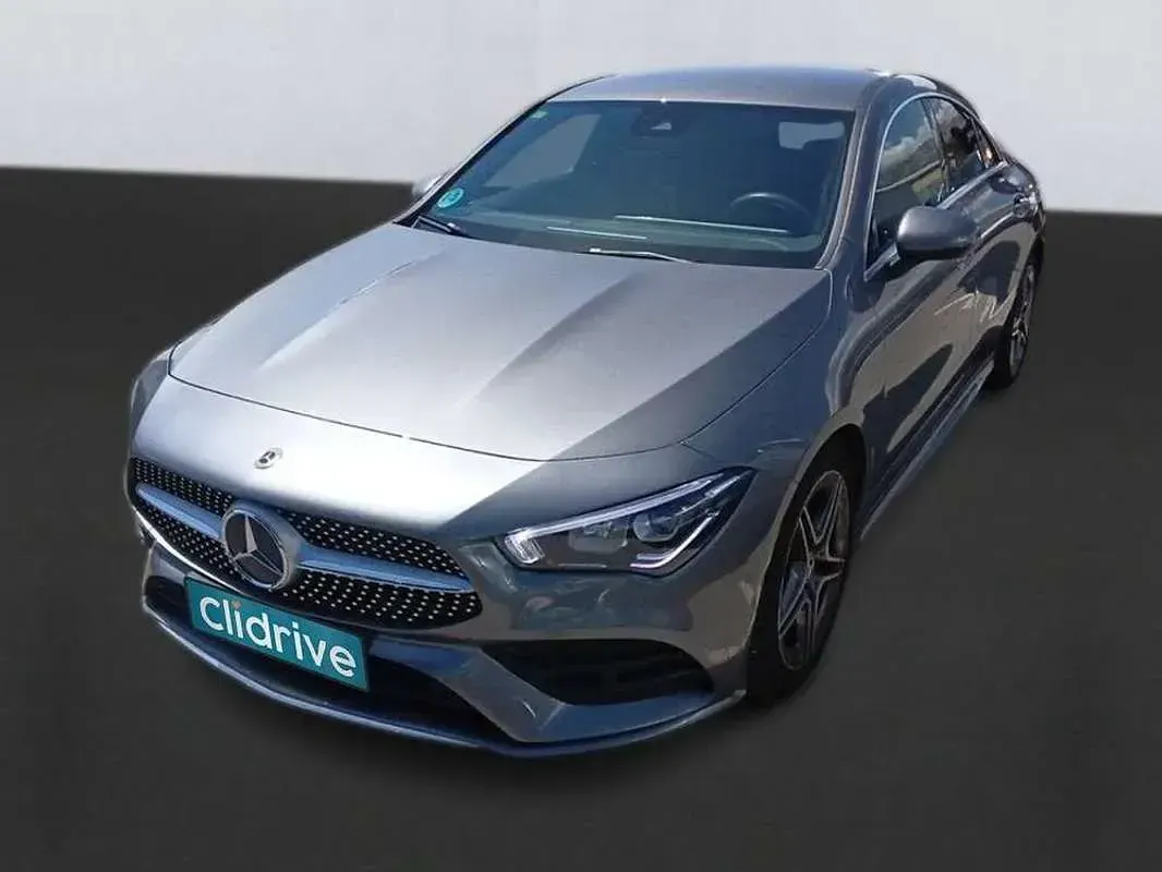 Usado Mercedes CLA200 163 CV (119 kW) 2022 Gris Coupe