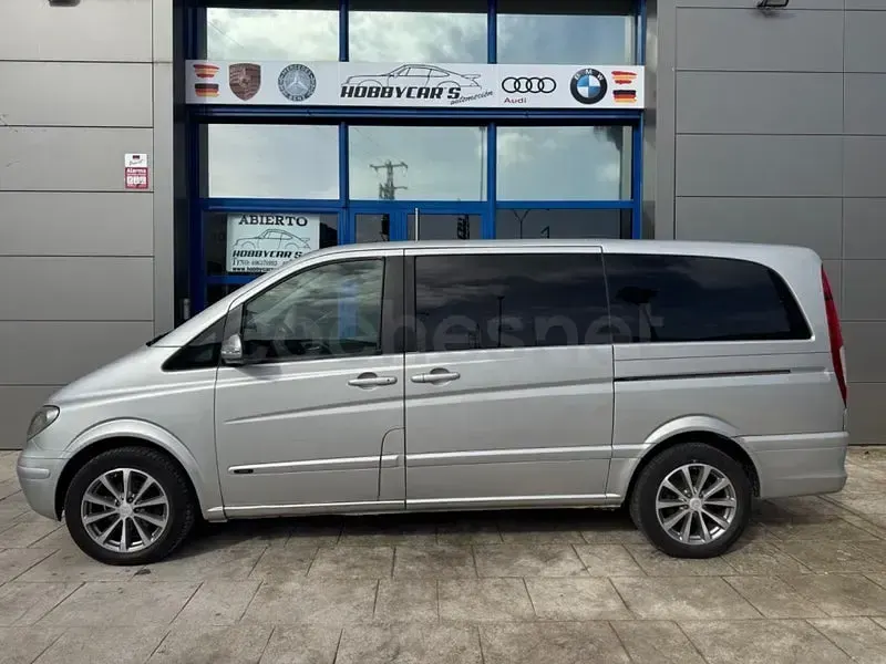 Usado Mercedes Viano 150 CV (110 kW) 2008 Gris / plata Monovolumen