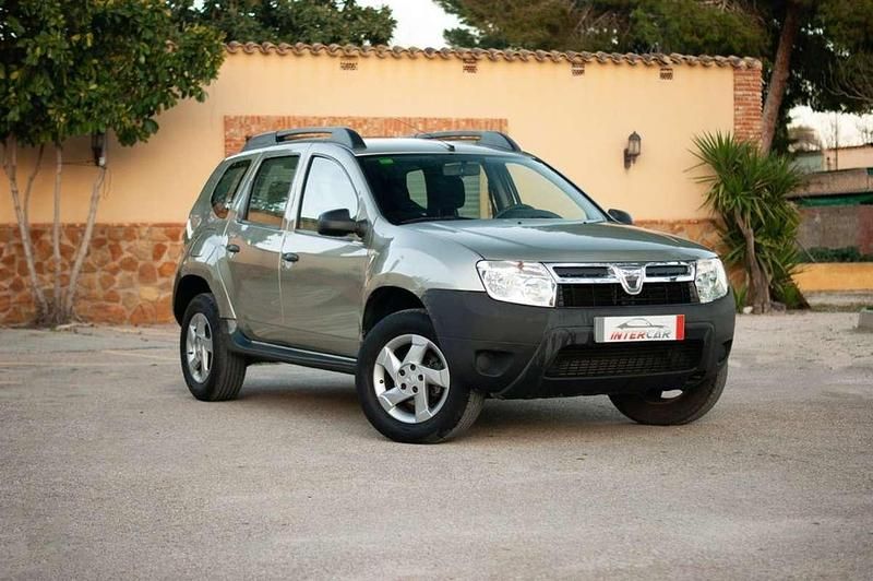 Usado Dacia Duster Ambiance 90 CV (66 kW) 2012 Gris / plata SUV