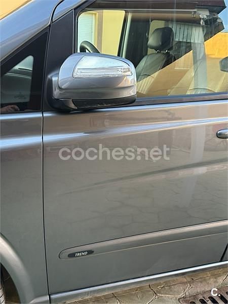 Usado Mercedes Viano 150 CV (110 kW) 2011 Gris / plata Monovolumen