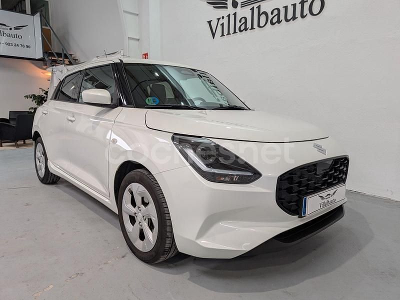 Usado Suzuki Swift 83 CV (61 kW) 2024 Blanco Berlina