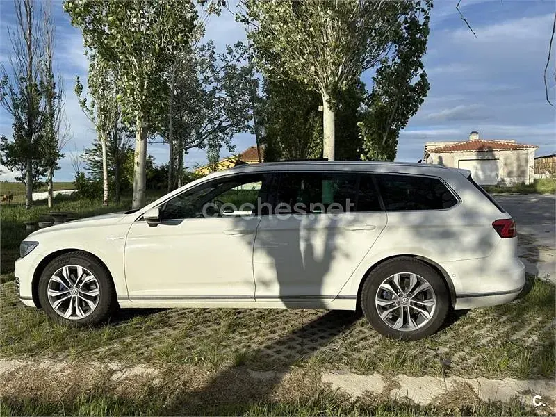 Usado VW Passat GTE 218 CV (160 kW) 2016 Blanco Familiar
