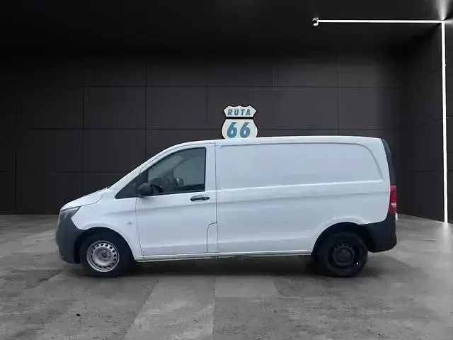 Usado Mercedes Vito 102 CV (75 kW) 2020 Blanco Van