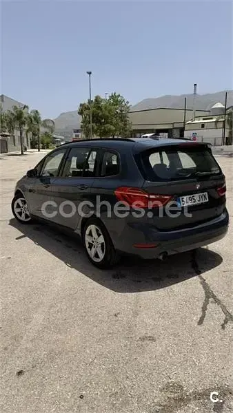 Usado BMW 218 150 CV (110 kW) 2017 Azul Familiar