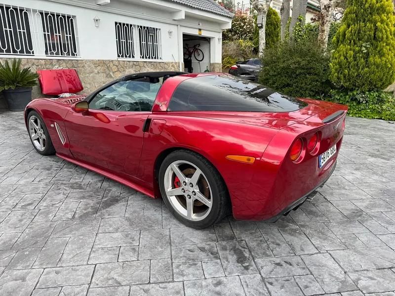 Usado Chevrolet Corvette 404 HP (297 kW) 2005 Vermelho Coupé