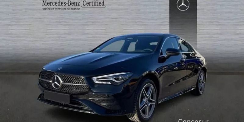 Negro Usado 2024 Mercedes CLA200 Berlina | 37.500 € (Buen precio) - Imagen 1/4