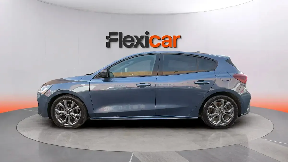 Usado Ford Focus ST-Line 125 CV (91 kW) 2023 Azul Berlina