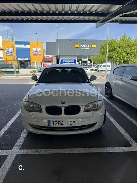 Usado BMW 116 115 CV (84 kW) 2011 Blanco Utilitario