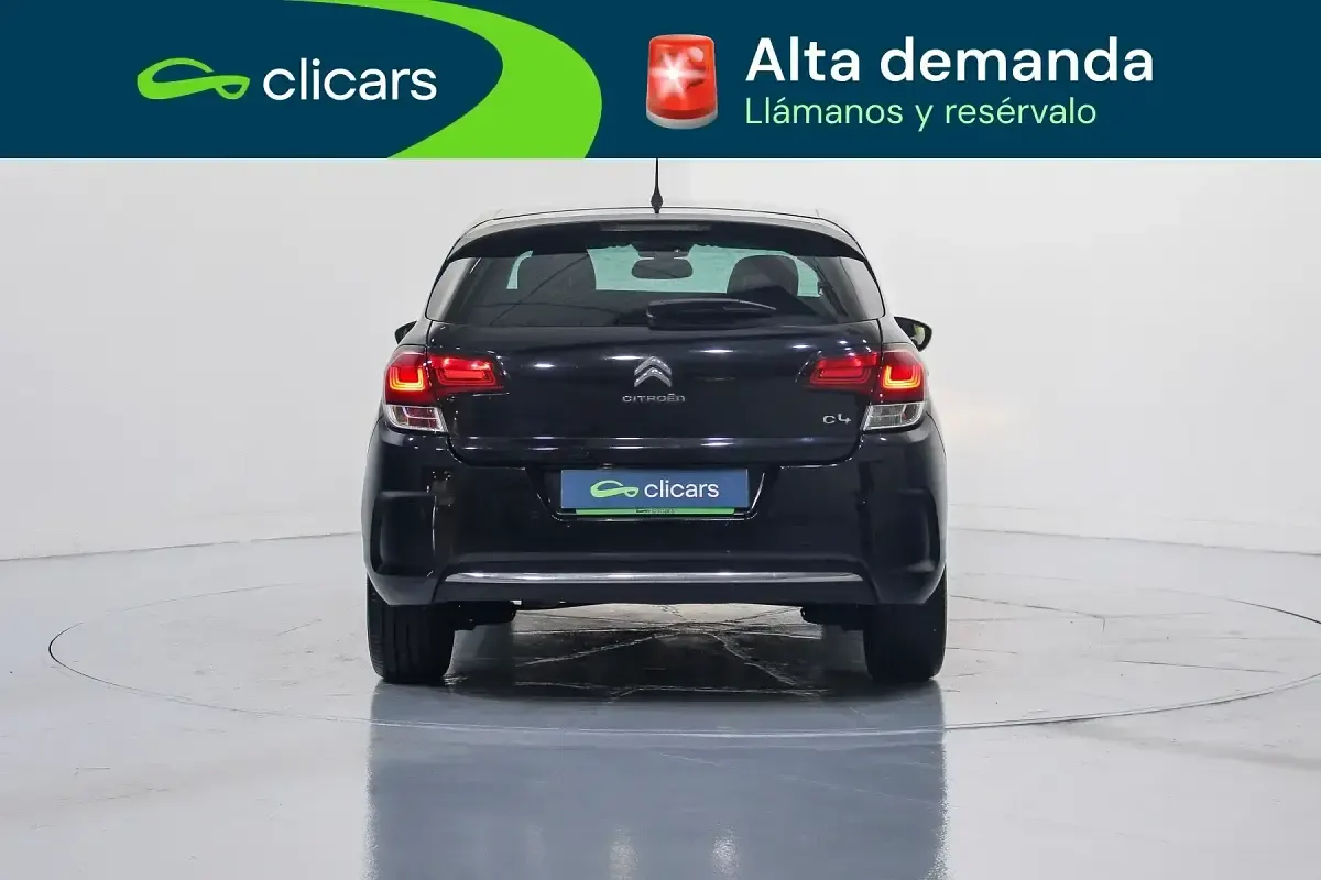 Usado Citroën C4 Feel 110 HP (80 kW) 2016 Preto Sedan