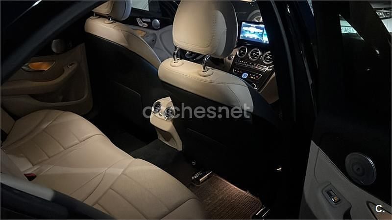 Usado Mercedes C350 Avantgarde 306 CV (225 kW) 2015 Negro Berlina
