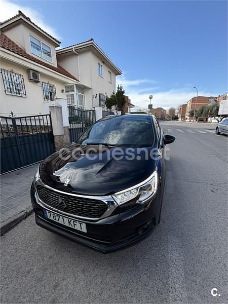 Negro Usado 2017 DS Automobiles DS4 Crossback SUV | 13.500 € - Imagen 1/4