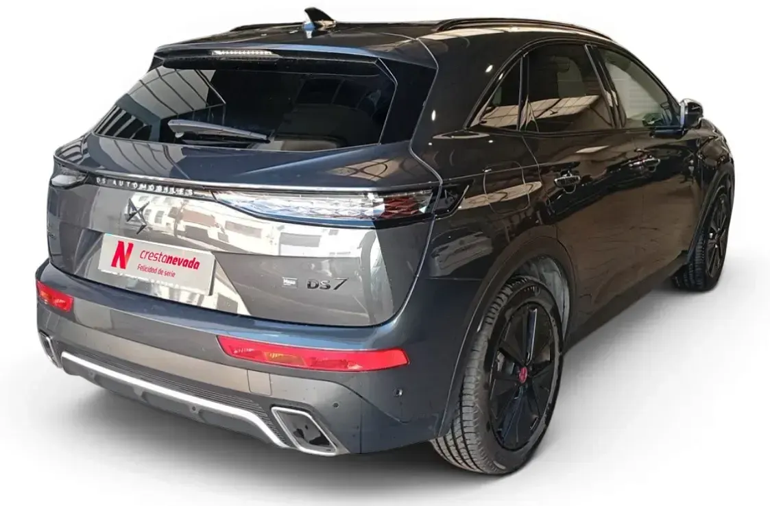 Usado DS Automobiles DS7 Crossback Performance 225 CV (165 kW) 2024 Gris SUV