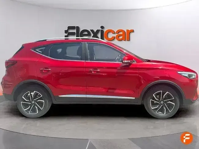 Usado MG ZS Luxury 111 CV (81 kW) 2023 Rojo SUV