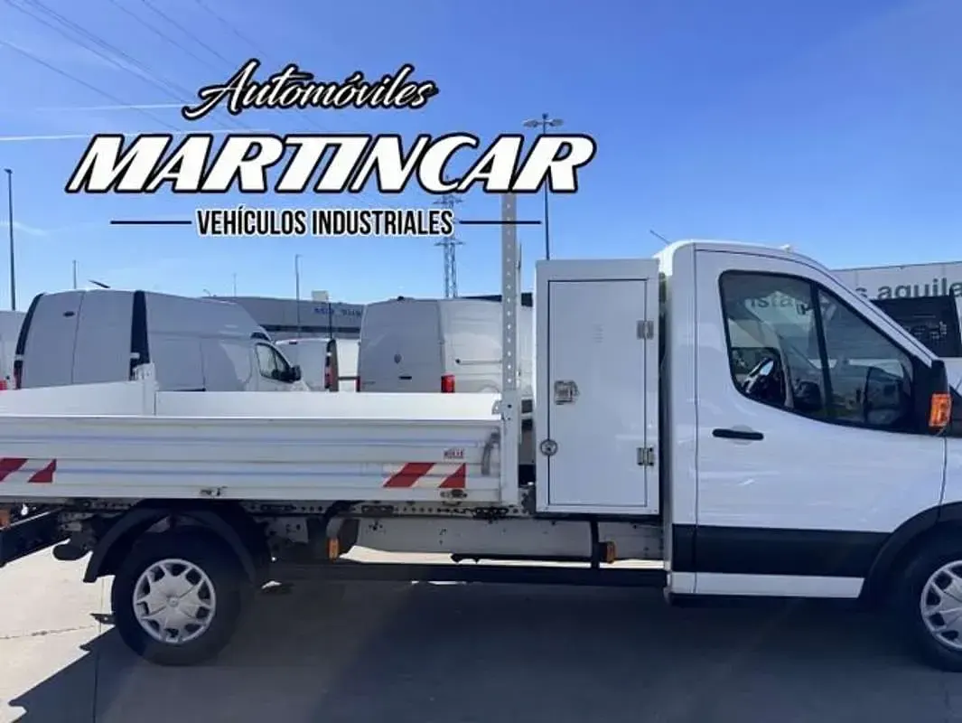 Usado Ford Transit Ambiente 105 CV (77 kW) 2018 Blanco Van