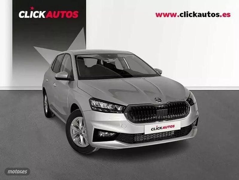 Usado Skoda Fabia Selection 115 CV (84 kW) 2025 Plateado Utilitario