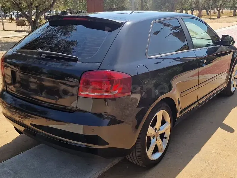 Usado Audi A3 Ambition 160 CV (117 kW) 2010 Negro Utilitario