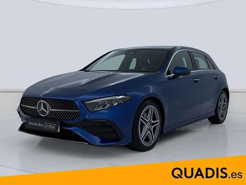 Azul Usado 2024 Mercedes A200 Advanced Utilitario | 35.900 € (Un poco caro) - Imagen 1/4