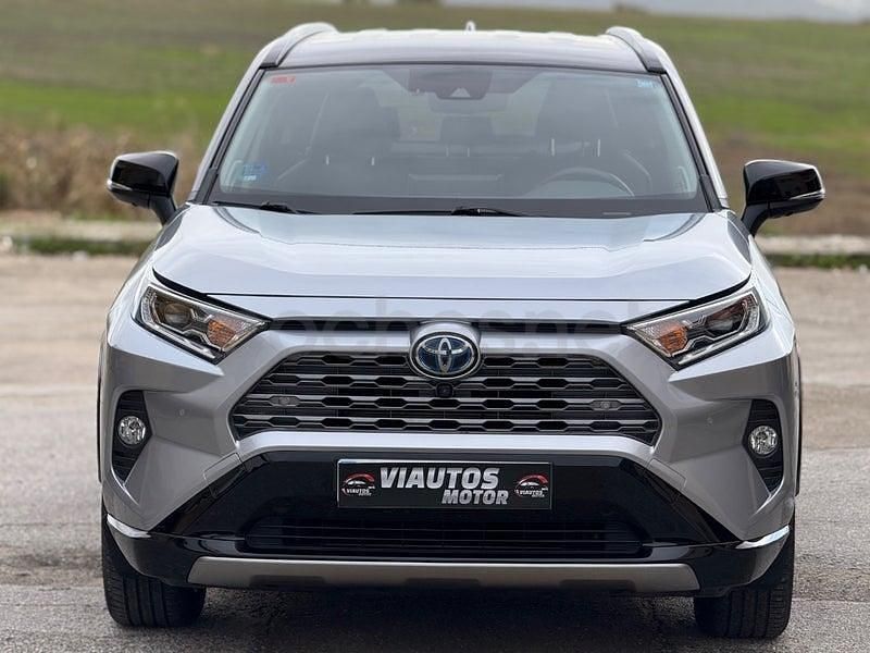 Usado Toyota RAV4 Hybrid Luxury 218 CV (160 kW) 2021 Gris / plata SUV
