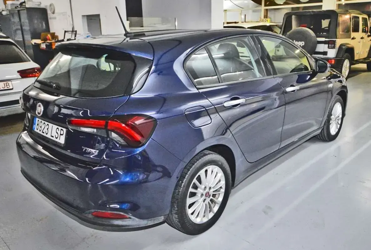 Usado Fiat Tipo 99 CV (72 kW) 2021 Azul Utilitario