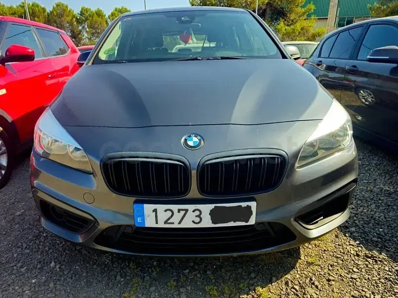 Usado BMW 216 Active Tourer Comfort Edition 116 CV (85 kW) 2018 Gris / plata Monovolumen