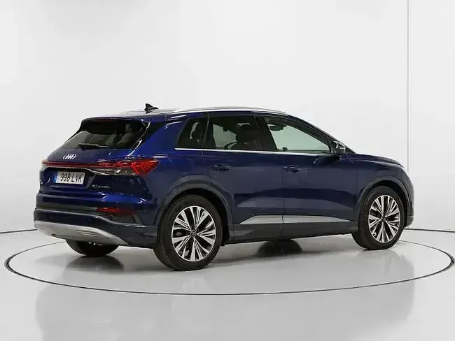 Usado Audi Q4 e-tron Advanced 150 kW (204 CV) 2021 Azul SUV
