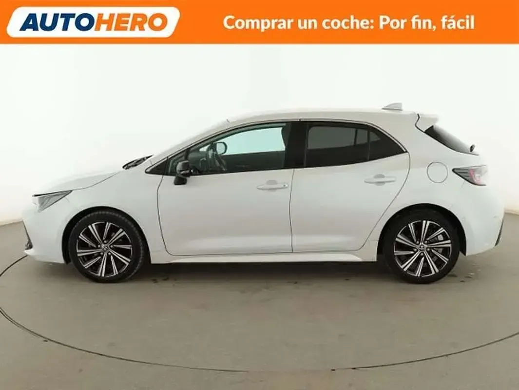 Usado Toyota Corolla Style 122 CV (89 kW) 2023 Blanco Berlina