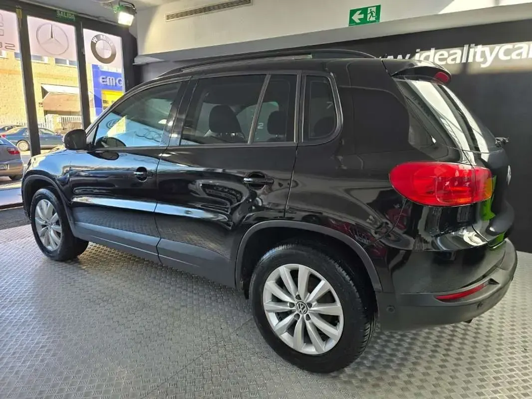 Usado VW Tiguan 140 CV (102 kW) 2013 Negro SUV