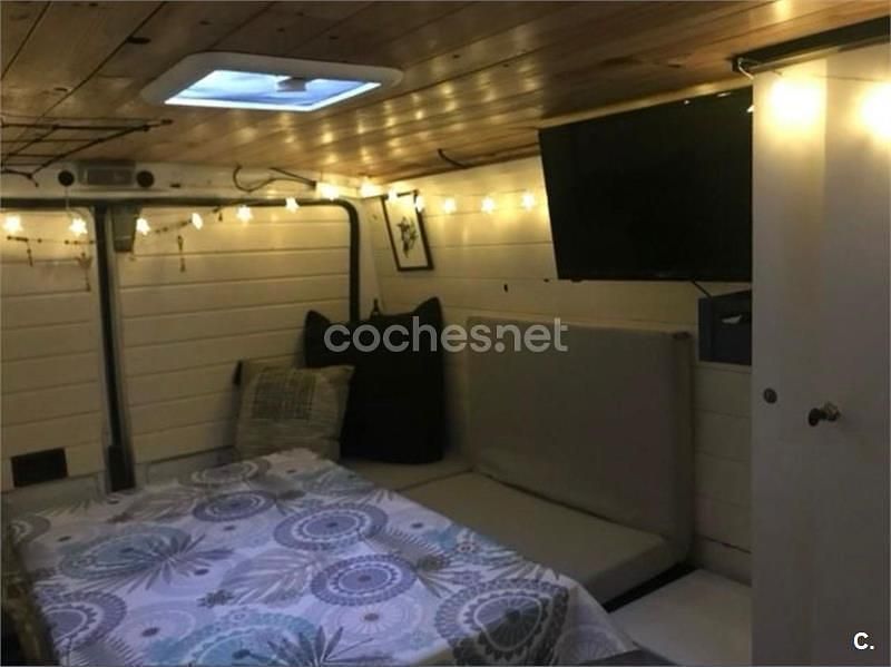 Usado Peugeot Boxer 86 CV (63 kW) 2005 Blanco Van
