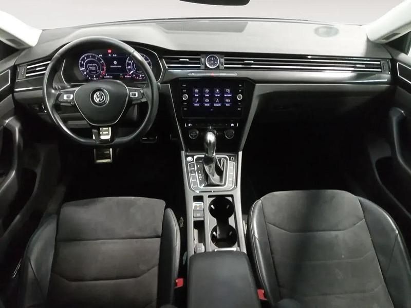 Usado VW Arteon Elegance 190 HP (139 kW) 2019 Cinzento Sedan