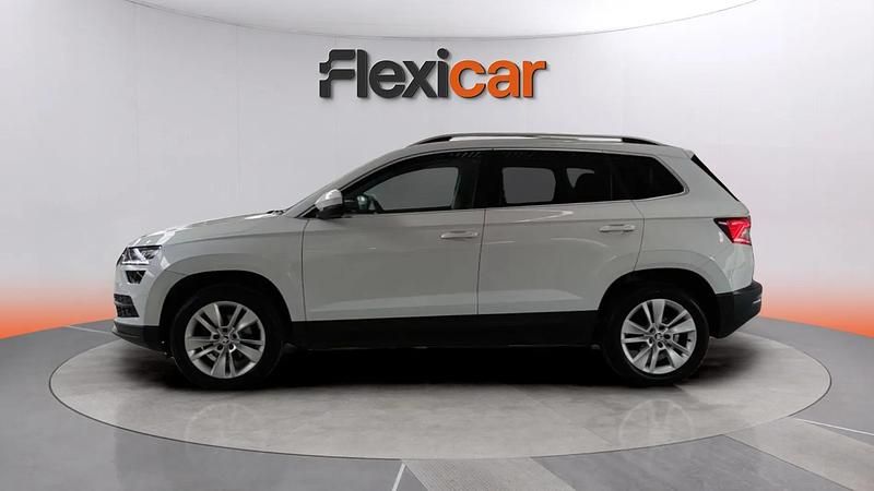 Usado Skoda Karoq Ambition 116 CV (85 kW) 2020 Blanco SUV