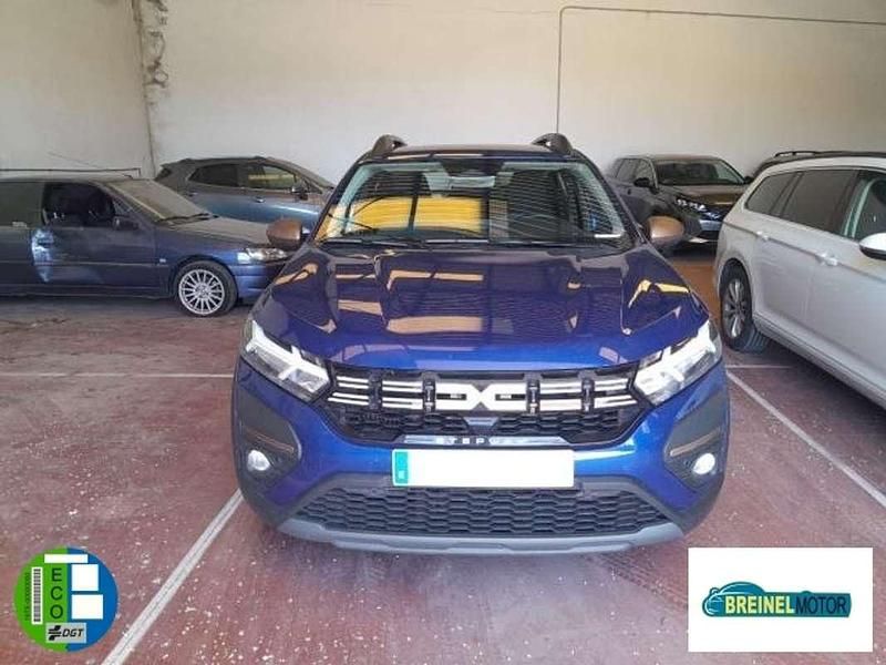 Usado Dacia Sandero Essentiel 101 CV (74 kW) 2025 Azul Utilitario
