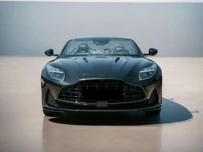 Verde Nuevo 2024 Aston Martin DB12 Coupe | 279.900 € - Imagen 1/3