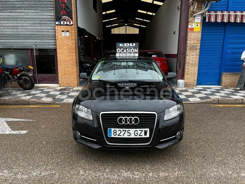 Usado Audi A3 Attraction 105 CV (77 kW) 2010 Negro Berlina