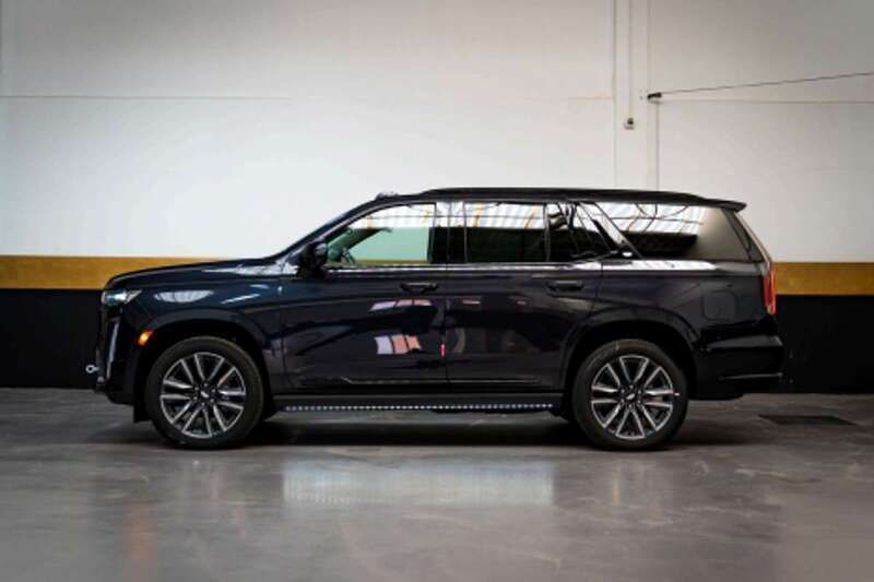 Usado Cadillac Escalade 426 CV (313 kW) 2023 Negro SUV