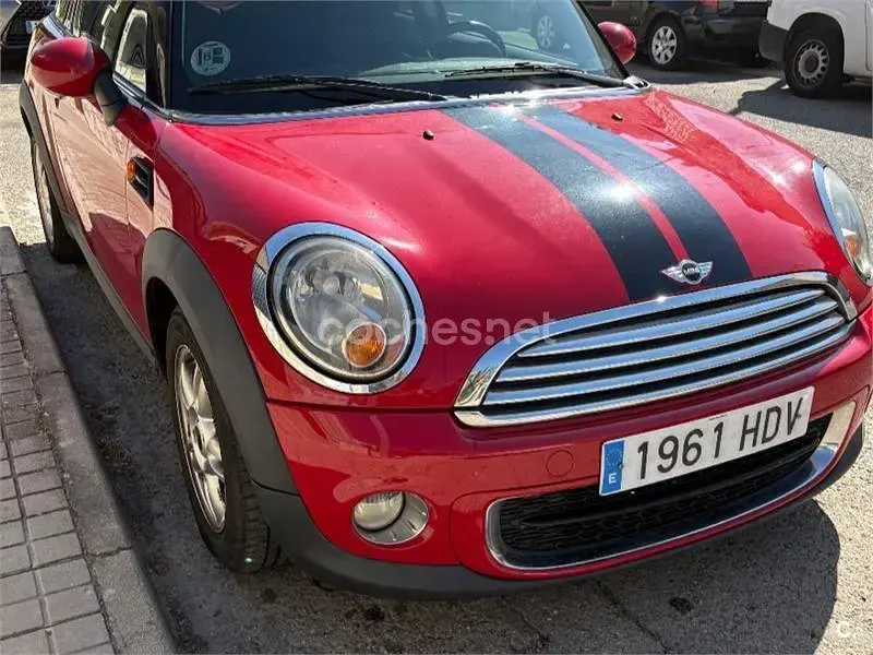 Usado Mini One D 90 CV (66 kW) 2011 Rojo Utilitario