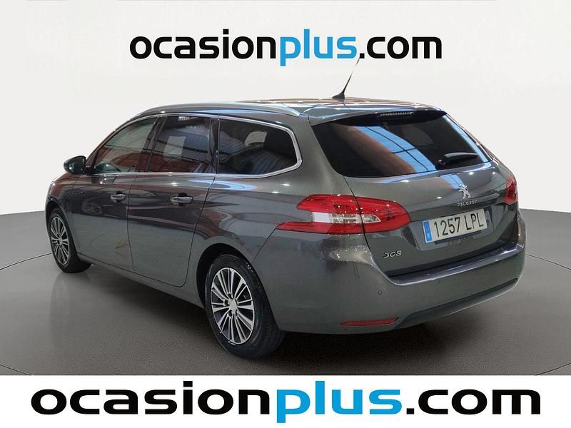 Usado Peugeot 308 Allure 130 CV (95 kW) 2021 Gris Familiar