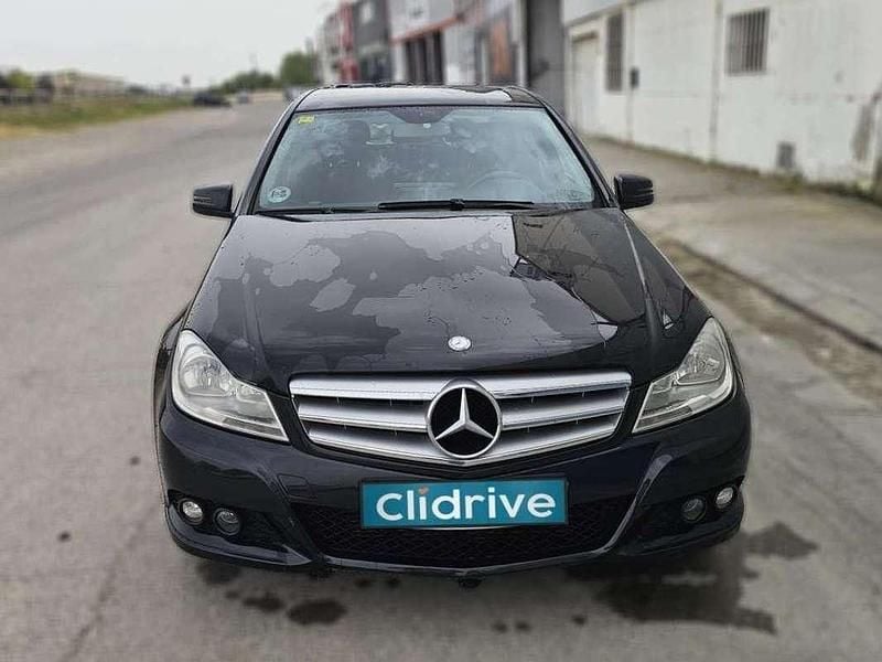 Używany Mercedes C200 Avantgarde Edition 136 KM (100 kW) 2011 Czarny Sedan/Limuzyna