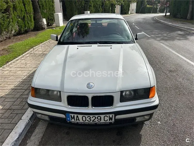 Usado BMW 316 100 CV (73 kW) 1993 Blanco Coupe