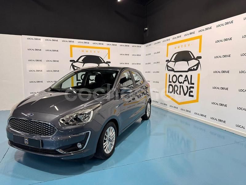 Gris / plata Usado 2019 Ford Ka Plus Ultimate Utilitario | 10.500 € (Precio justo) - Imagen 1/4