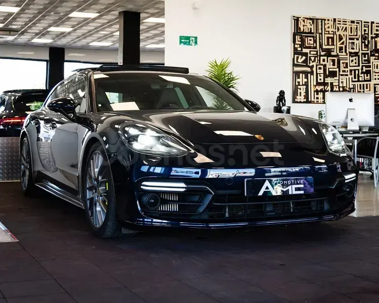 Usado Porsche Panamera 4 E-Hybrid Sport Turismo Sport Turismo 462 CV (339 kW) 2019 Azul Familiar