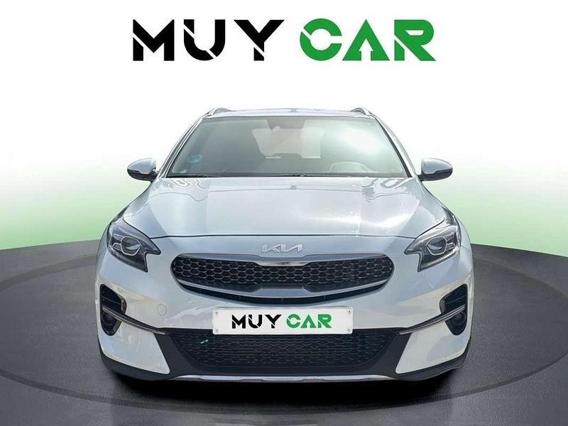 Begagnad Kia XCeed 120 HK (88 kW) 2022 Vit SUV