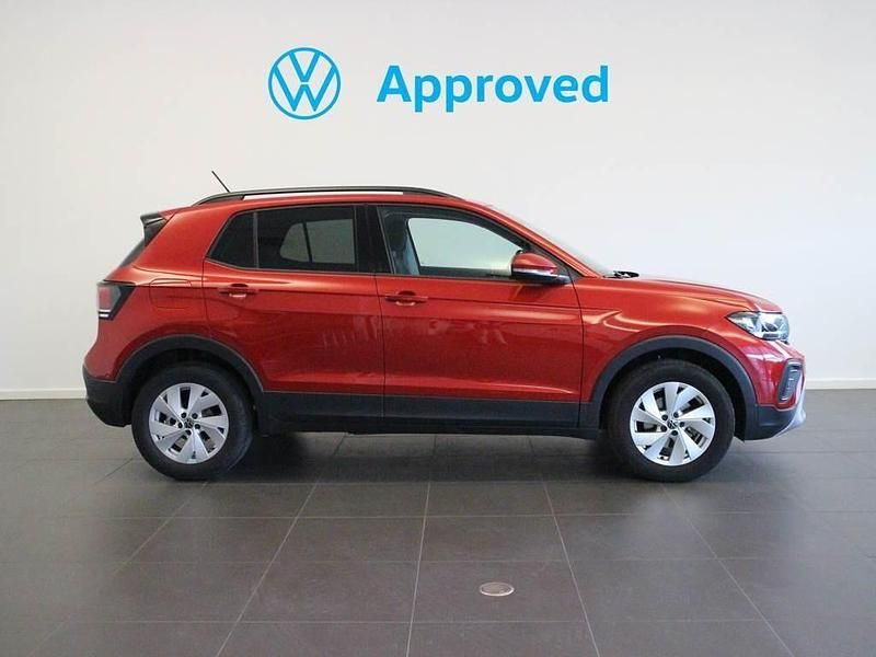 Usado VW T-Cross Life 116 CV (85 kW) 2024 Rojo SUV