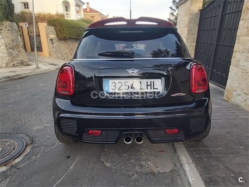 Usado Mini John Cooper Works 231 CV (169 kW) 2020 Negro Utilitario