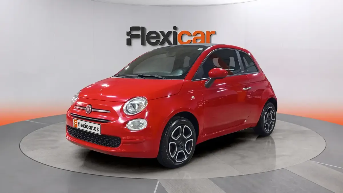 Usado Fiat 500 Club 71 CV (52 kW) 2023 Rojo Descapotable
