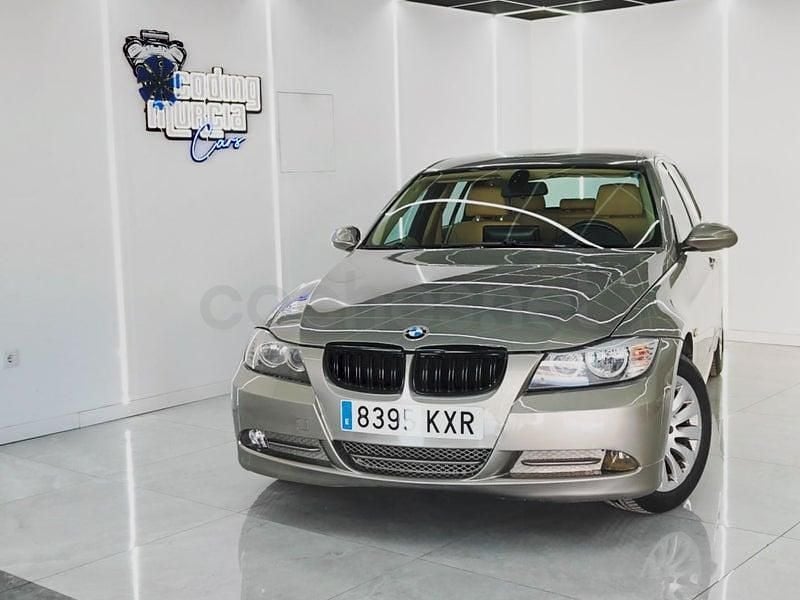 Usado BMW 318 143 CV (105 kW) 2009 Beige Familiar